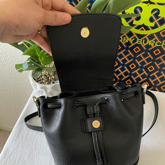 New, thea mini bucket backpack - Picture 4 of 14